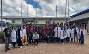Leia mais sobre o artigo Campus Oiapoque – UNIFAP recebe estudantes da Escola Municipal Anete Farias da Silva