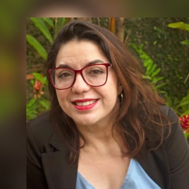 Profa. Dra. Ana Cristina de Paula Maués Soares