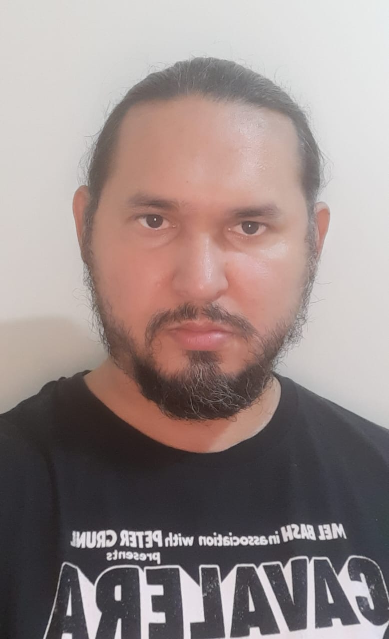 Prof. Dr. Victor André Pinheiro Cantuário