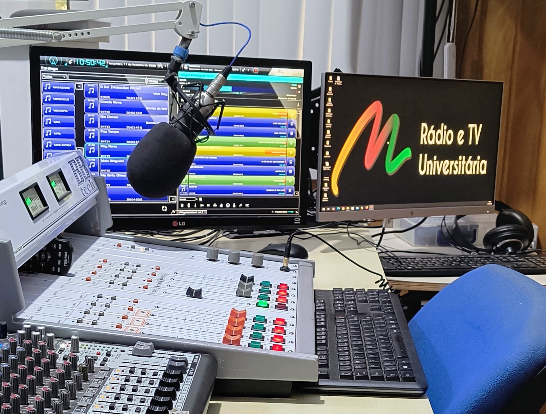 Você está visualizando atualmente Rádio Universitária publica edital para seleção de programas independentes